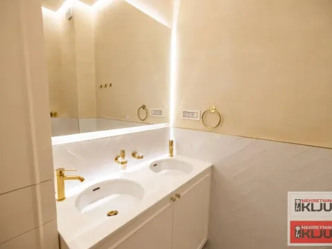 Rent, four bedroom apartment, 120m², Tatarsko brdo, Petrovaradin - image 10