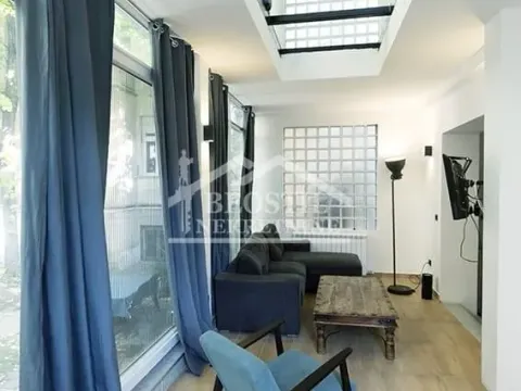 Prodaja, kuća, 204m², Stari Grad, Beograd - image 10