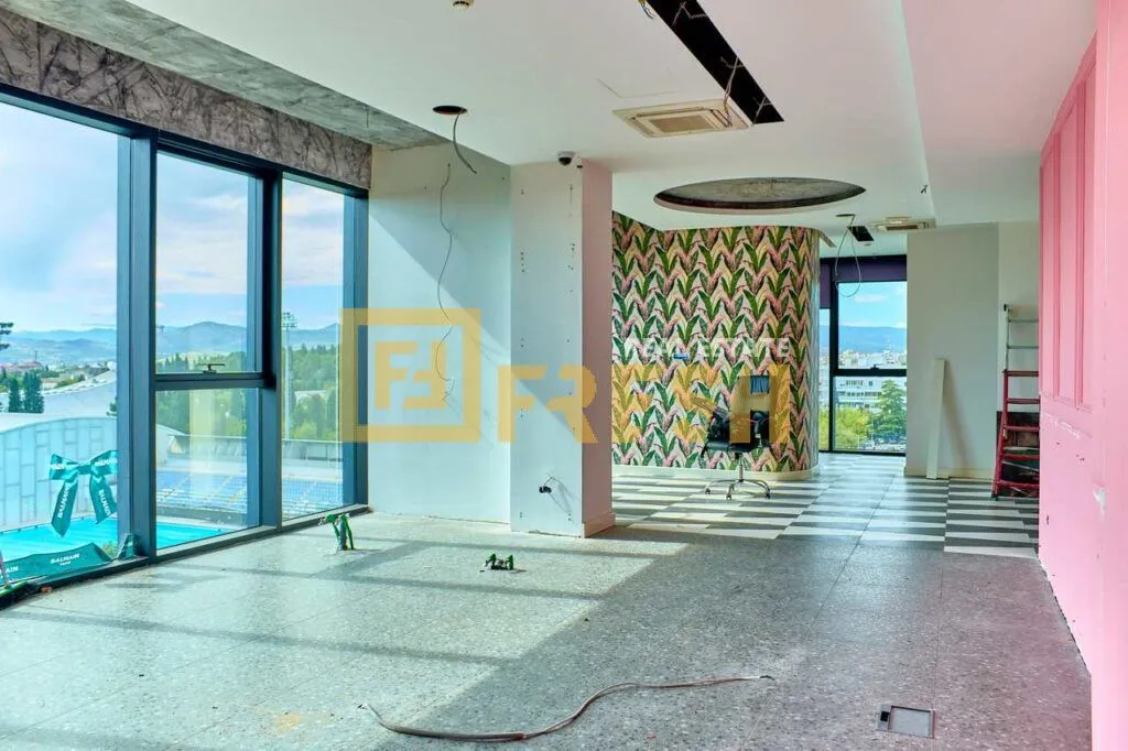 Rent, office space, 250m², Preko Morače, Podgorica