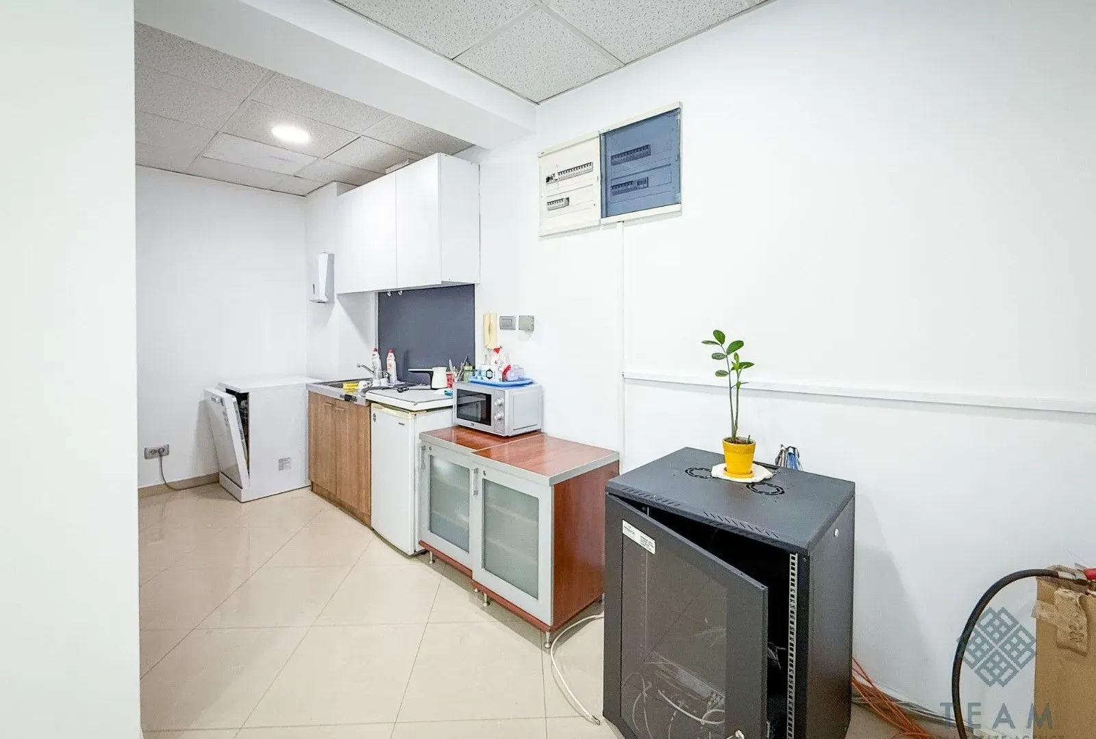 Rent, office space, 130m², Preko Morače, Podgorica