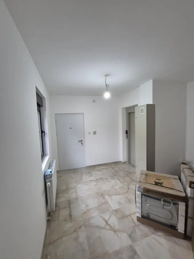 Rent, office space, 132m², Centar, Niš