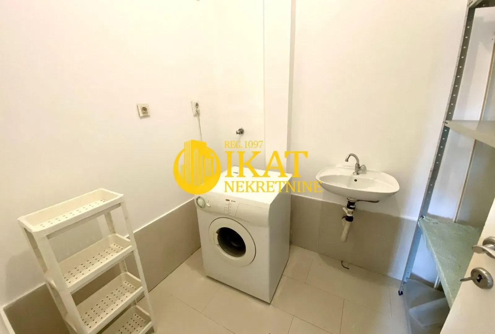 Prodaja, dvosoban stan, 60m², Stari Grad, Beograd