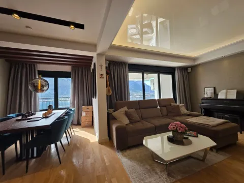 Prodaja, dvosoban stan, 85m², Dobrota, Kotor - image 3