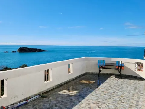 Sale, one bedroom apartment, 90m², Hladna Uvala, Bar - image 9