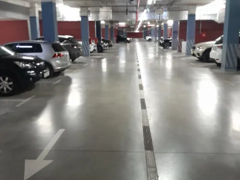 Rent, parking/garage, 13m², Master Kvart, Podgorica - image 2