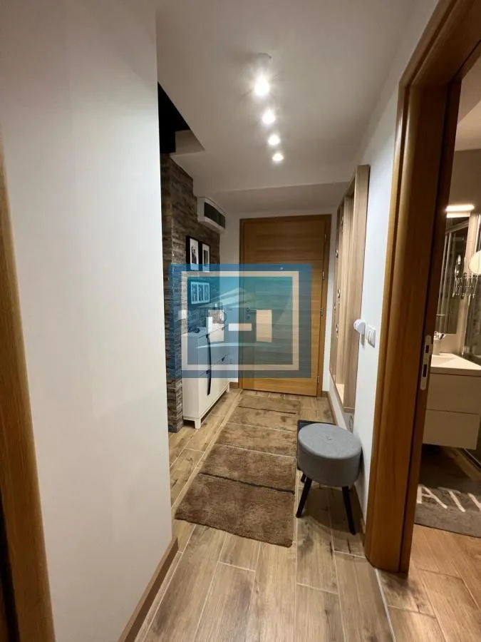 Prodaja, trosoban stan, 59m², Centar, Zlatibor