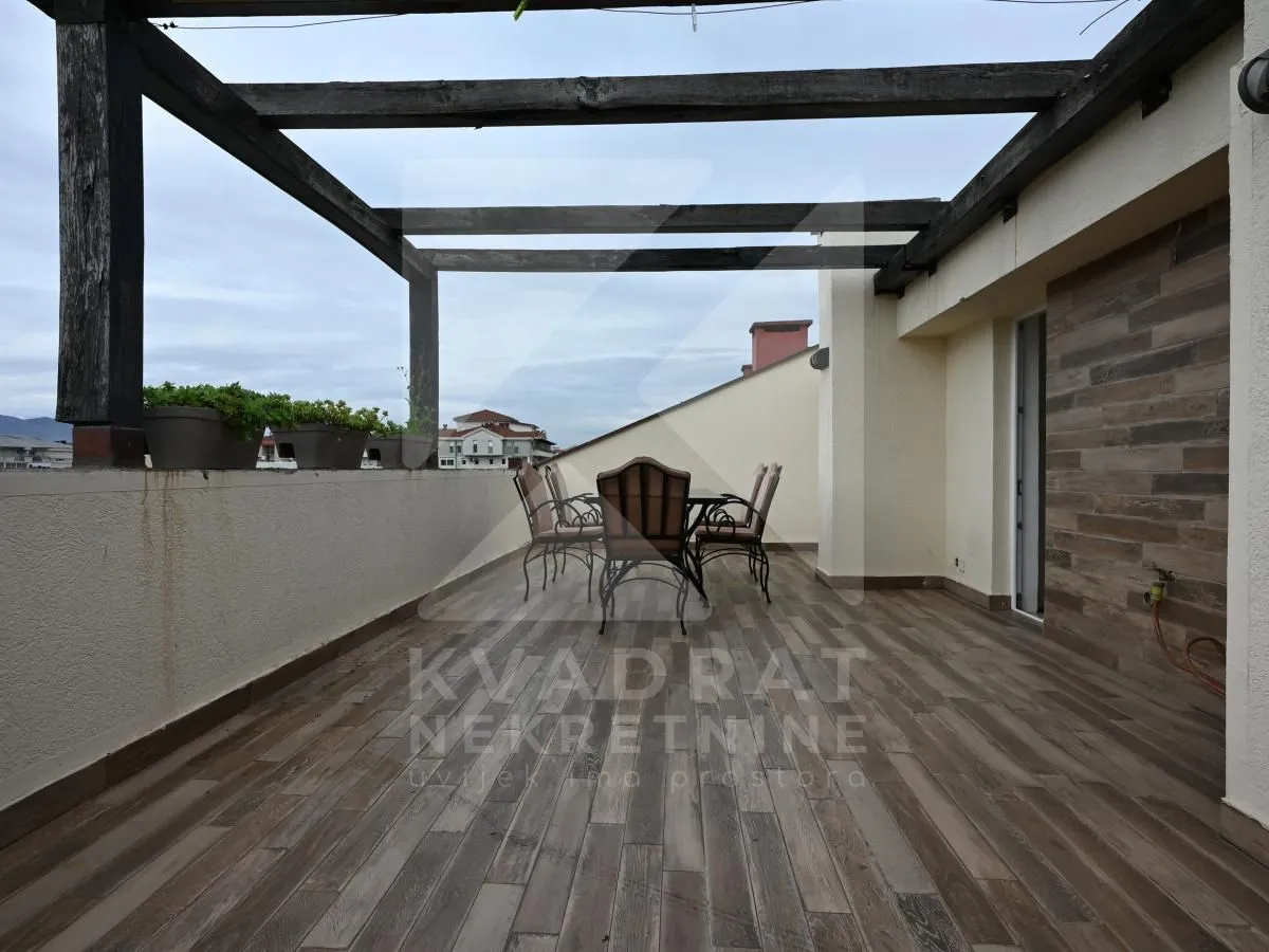 Prodaja, četvorosoban stan, 153m², Zabjelo, Podgorica