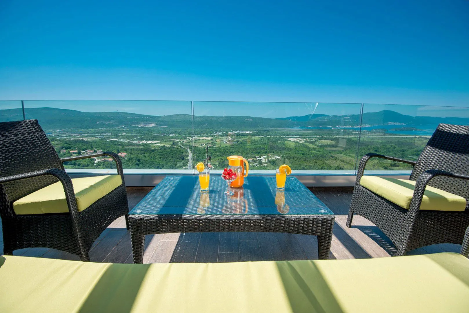 Sale, house, 310m², Kavač, Kotor