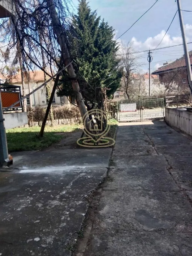 Prodaja, kuća, 194m², Centar, Vrnjačka Banja