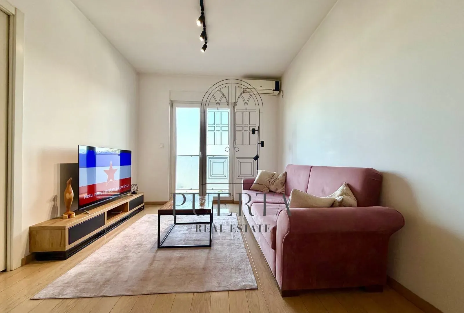 Prodaja, jednosoban stan, 44m², City Kvart, Podgorica