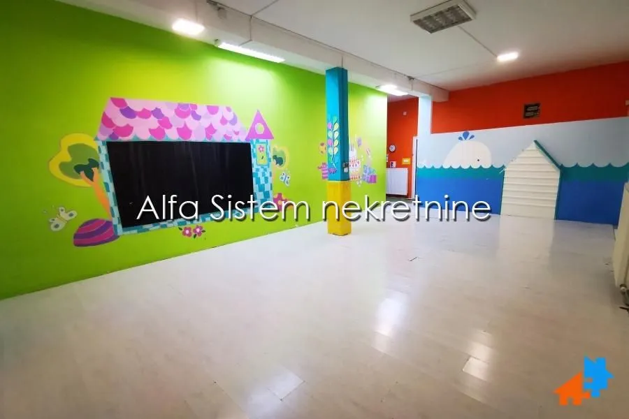 Rent, house, 520m², Voždovac Sve Podlokacije, Beograd