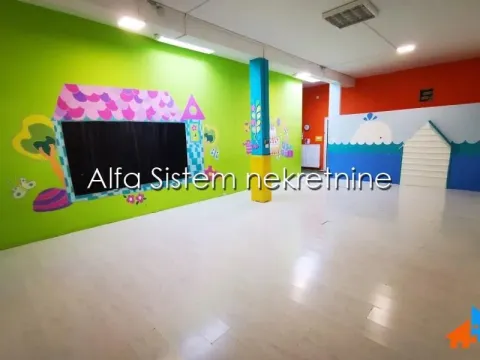 Izdavanje, kuća, 520m², Voždovac Sve Podlokacije, Beograd - image 2