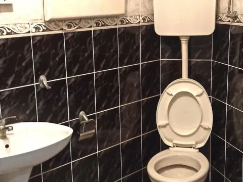 Prodaja, kuća, 81m², Zemun Kalvarija, Zemun Sve Podlokacije - image 5