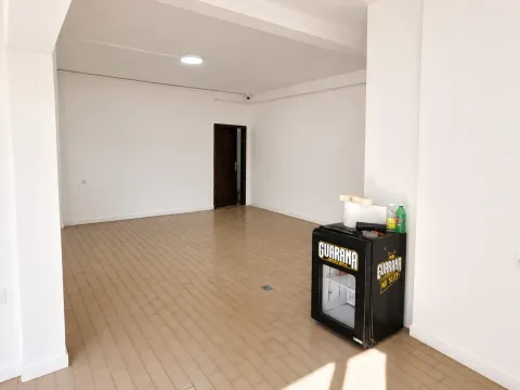 Rent, office space, 110m², Stari Aerodrom, Podgorica - image 9