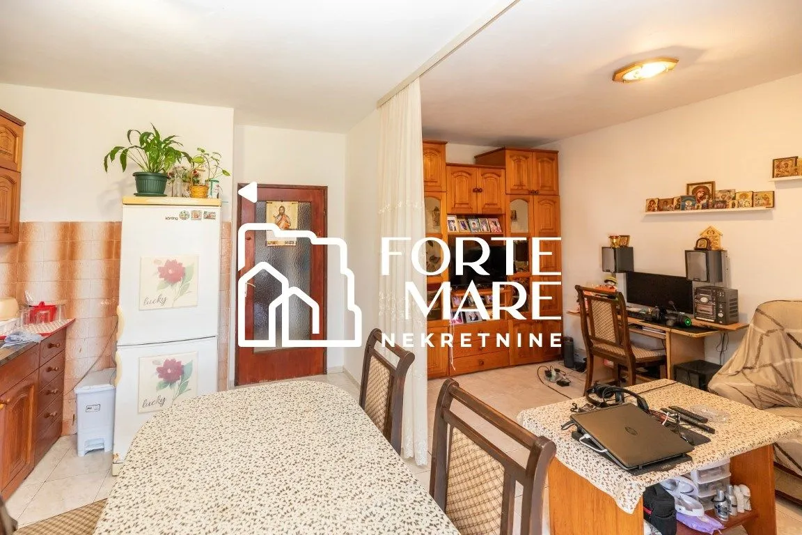 Prodaja, dvosoban stan, 60m², Gomila, Herceg Novi