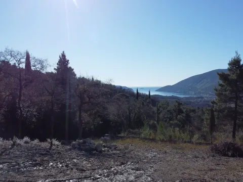 Zemljište in Mojdež