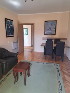 Rent, two bedroom apartment, 68m², Cetinje, Crna Gora - image 4