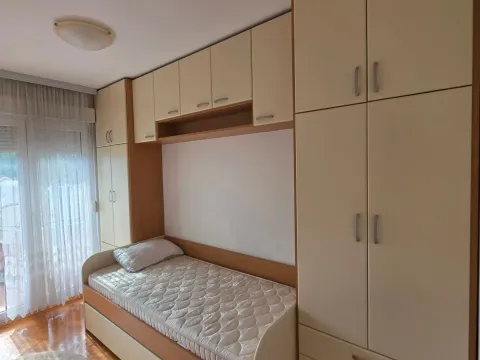 Rent, two bedroom apartment, 60m², Zagorič, Podgorica - image 8