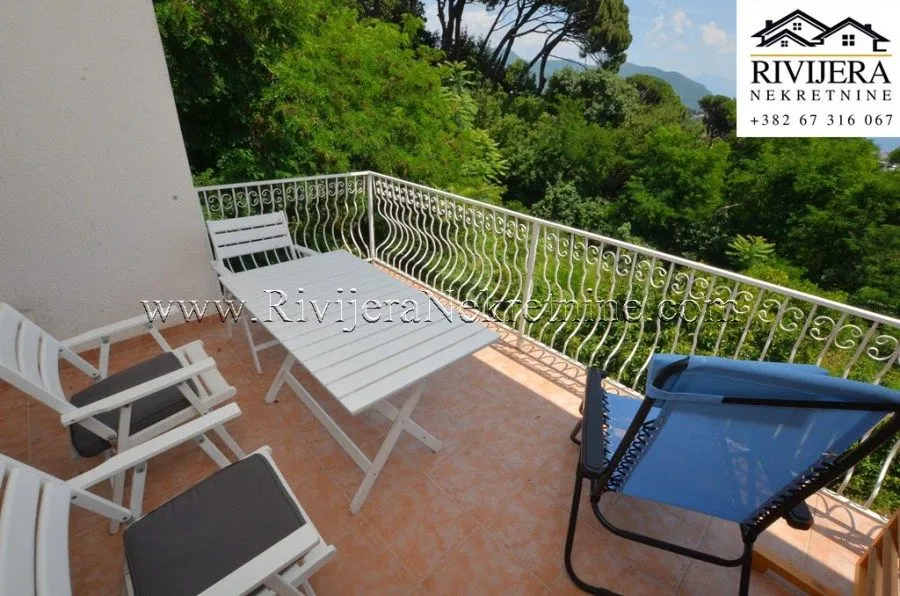 Prodaja, trosoban stan, 106m², Centar, Herceg Novi