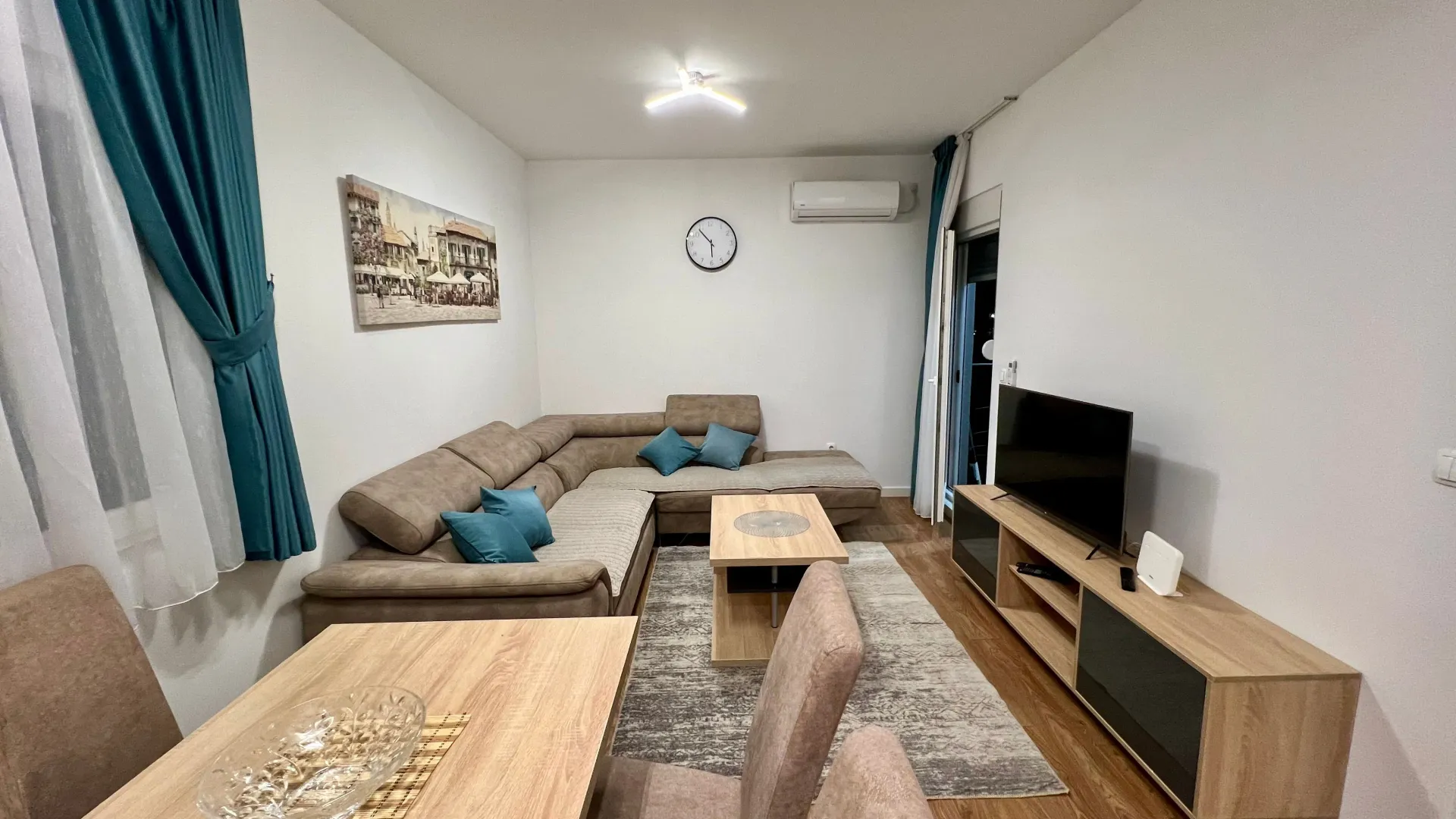 Rent, two bedroom apartment, 54m², City Kvart, Podgorica