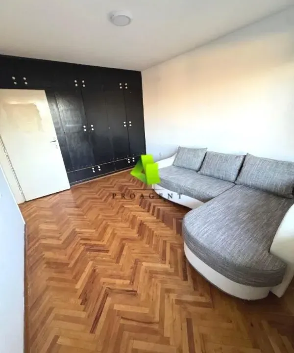 Izdavanje, dvosoban stan, 70m², Medijana, Niš