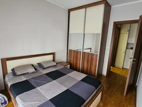 Izdavanje, jednosoban stan, 51m², City Kvart, Podgorica - image 6