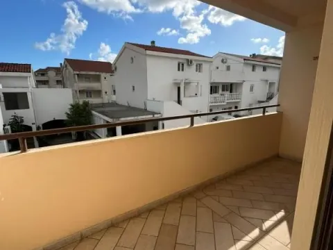 Sale, two bedroom apartment, 67m², Babilonija, Budva - image 2