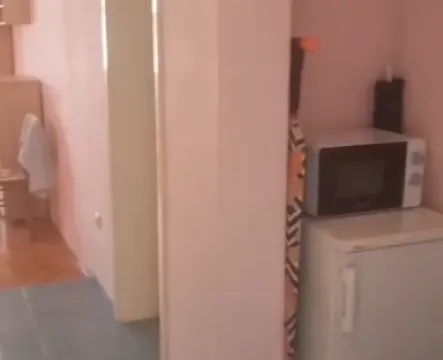 Sale, one bedroom apartment, 35m², Bečići, Budva - image 2