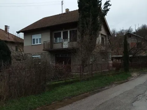 Sale, house, 170m², Beočin, Srbija - image 16