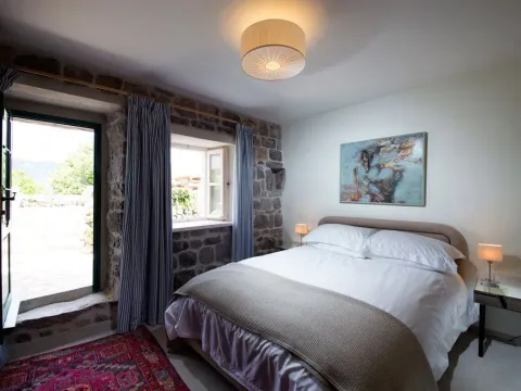 Prodaja, kuća, 235m², Tivat, Crna Gora - image 9