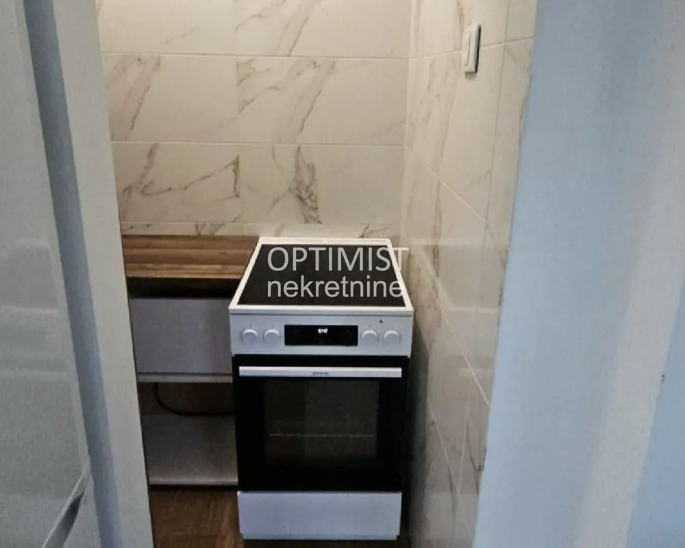 Rent, two bedroom apartment, 46m², Čukarica, Beograd