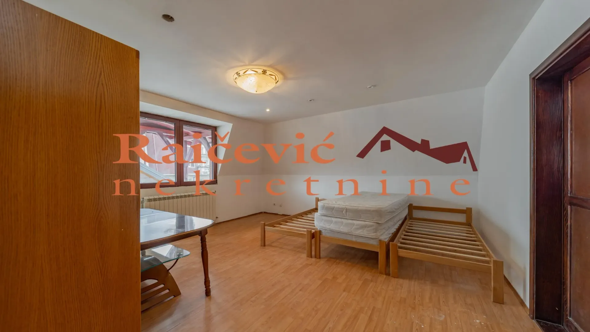Rent, house, 500m², Zvezdara Sve Podlokacije, Beograd