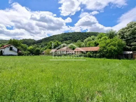 Prodaja, plac, 1300m², Voždovac Sve Podlokacije, Beograd - image 2