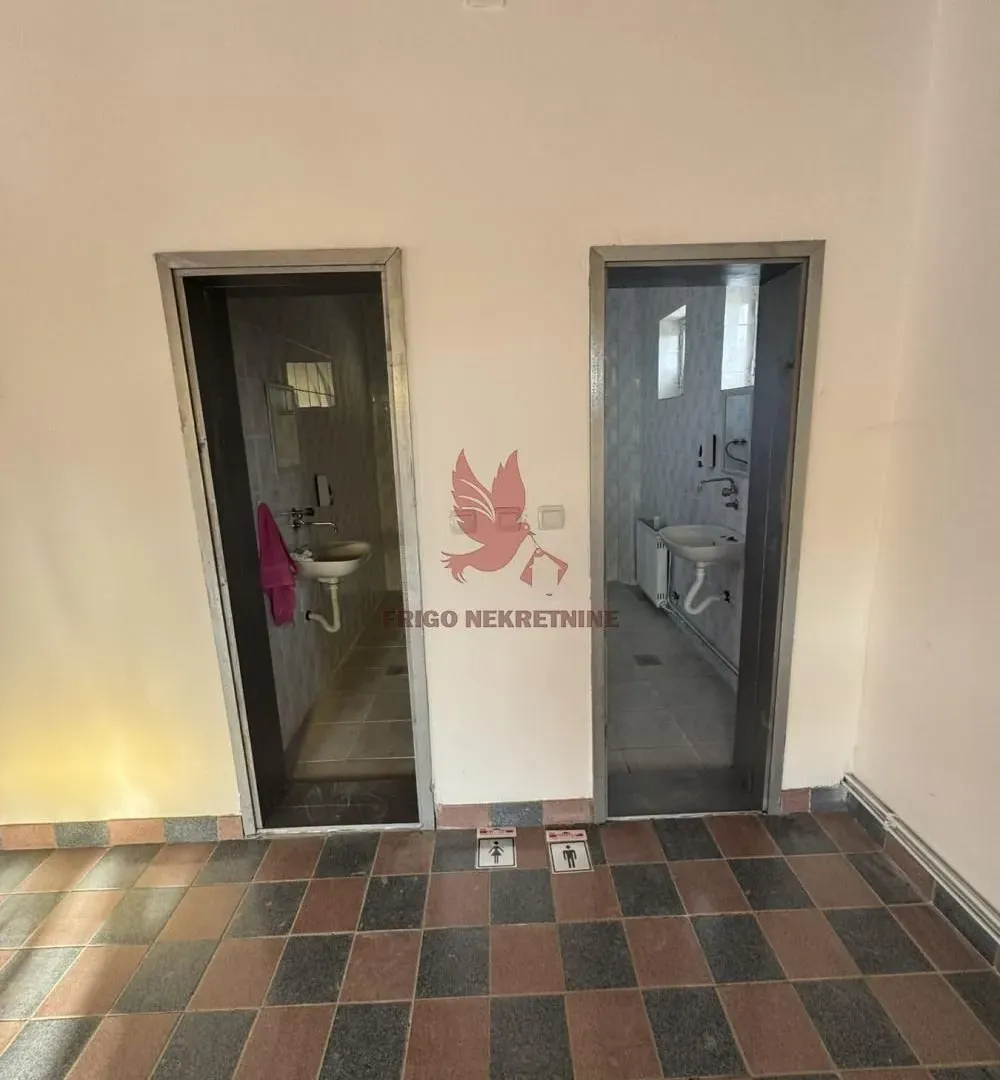 Rent, office space, 120m², Mladenovac, Beograd