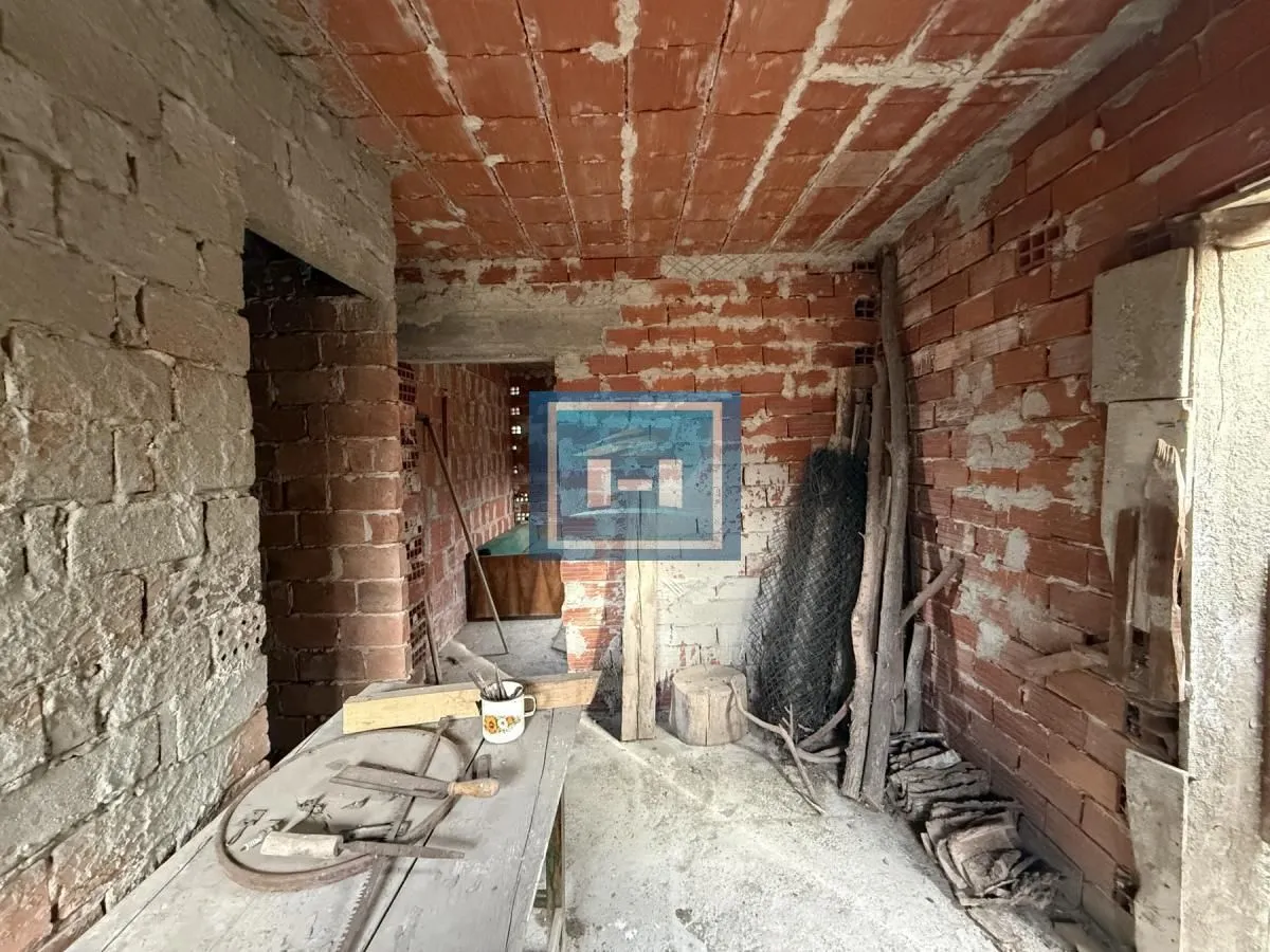 Prodaja, kuća, 230m², Đurđevo brdo, Jagodina
