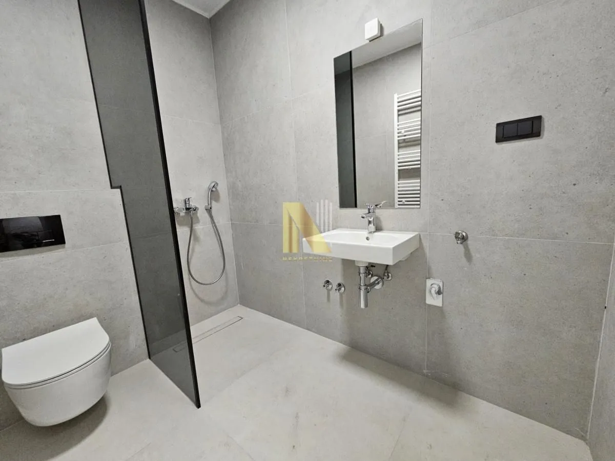 Prodaja, dvosoban stan, 51m², Bulevar patrijarha Pavla, Novi Sad Sve Podlokacije