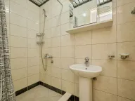 Prodaja, trosoban stan, 87m2, Sveti Stefan, Budva