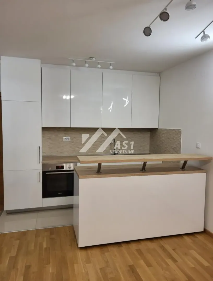 Izdavanje, jednosoban stan, 43m², Telep, Novi Sad Sve Podlokacije