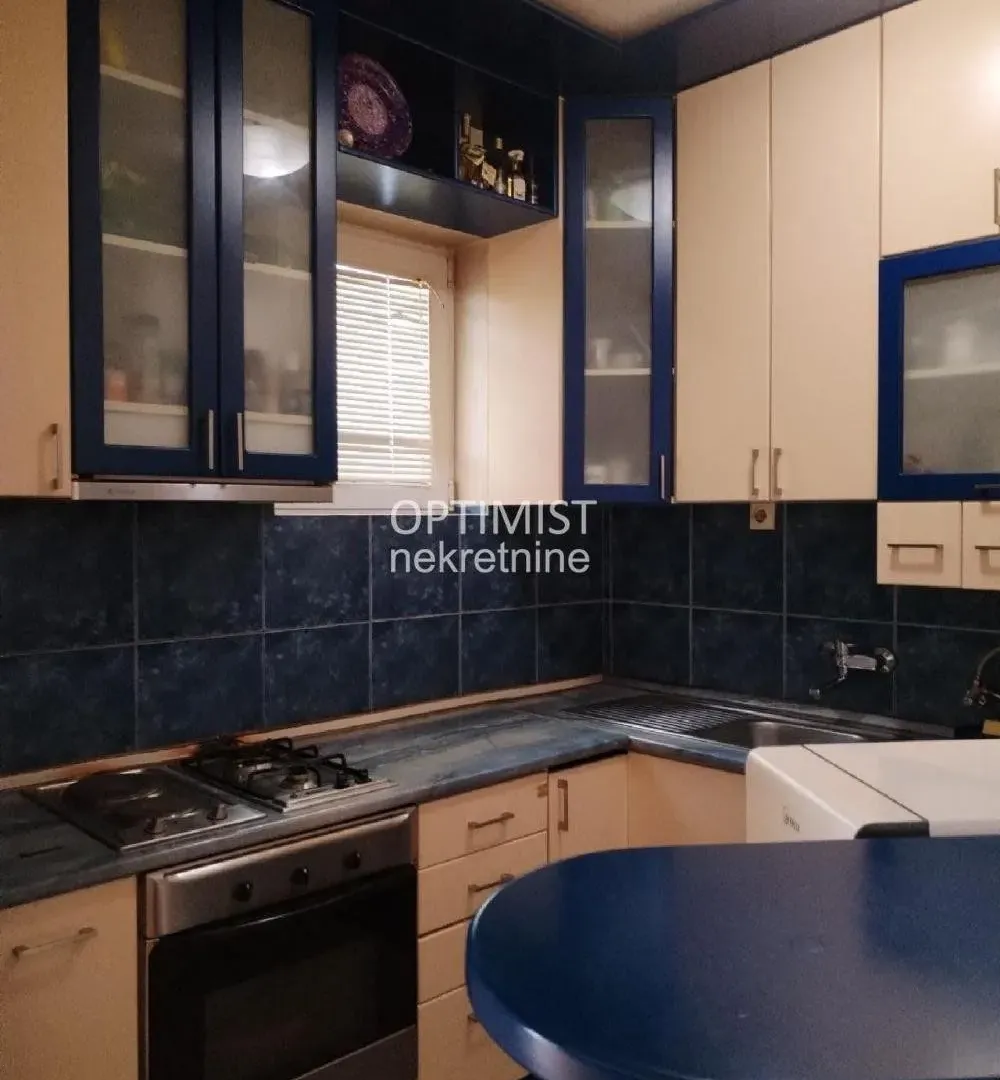 Sale, house, 263m², Ledine, Beograd