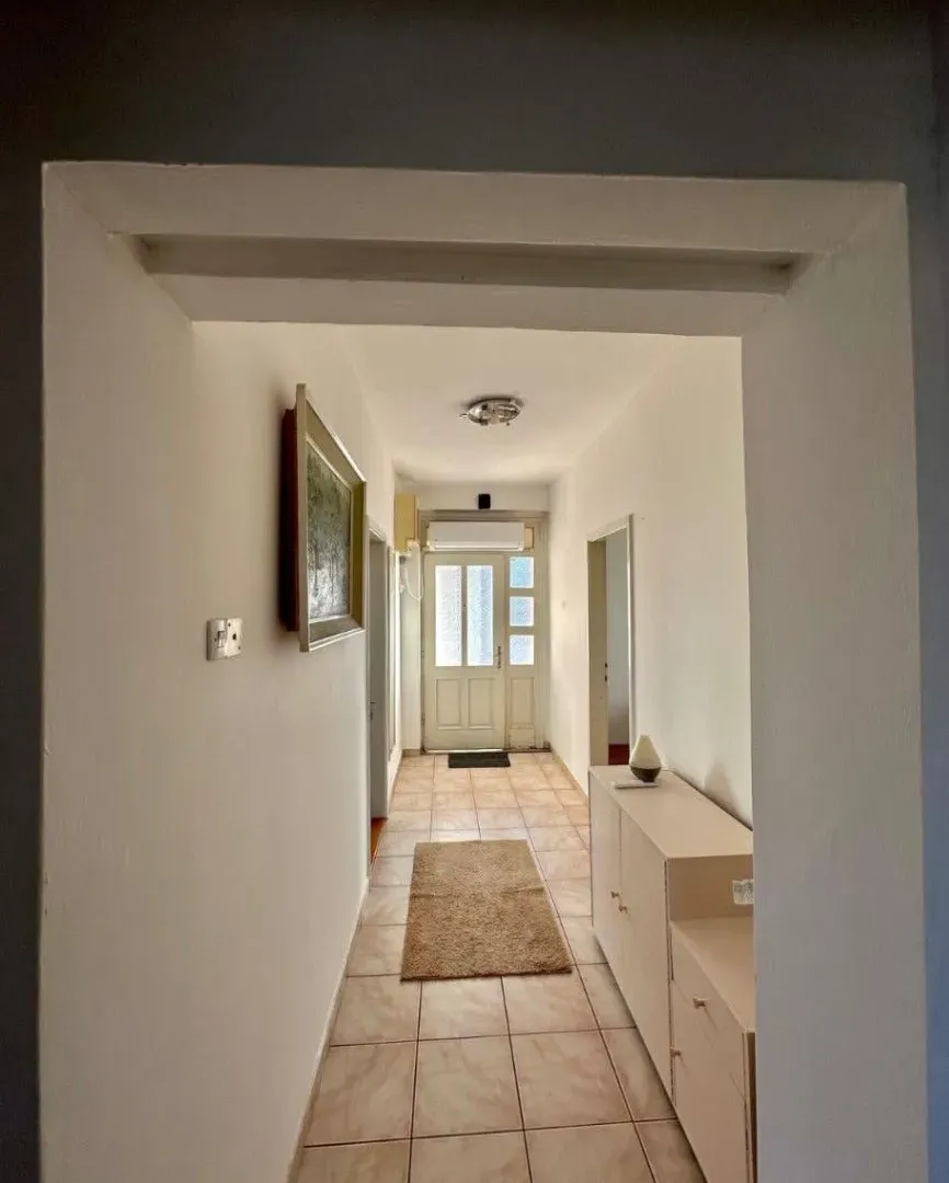 Izdavanje, trosoban stan, 107m², Masline, Podgorica