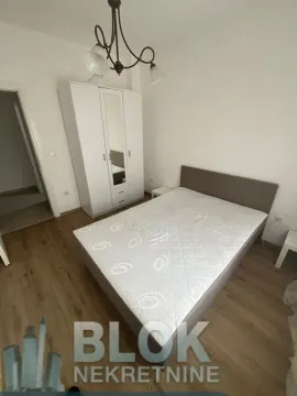 Izdavanje, jednosoban stan, 42m², Dalmatinska ulica, Podgorica - image 8