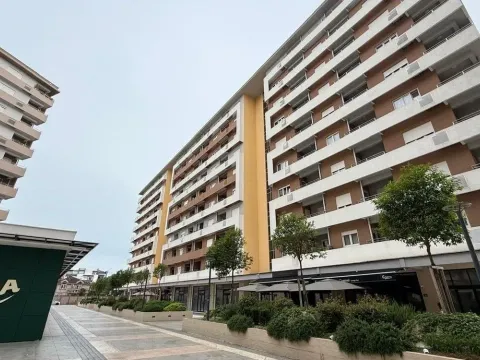 Izdavanje, jednosoban stan, 53m², Central Point, Podgorica - image 11