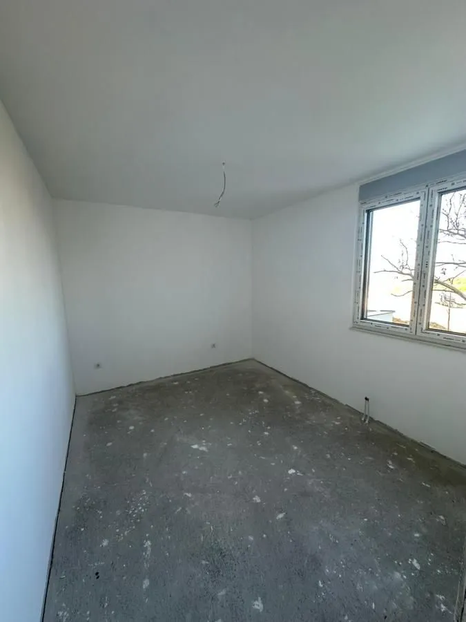 Prodaja, dvosoban stan, 60m², Tatarsko brdo, Petrovaradin