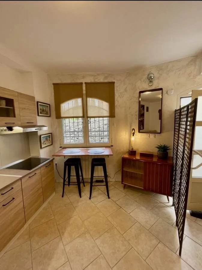 Izdavanje, stan, 35m², Stara Varoš, Podgorica
