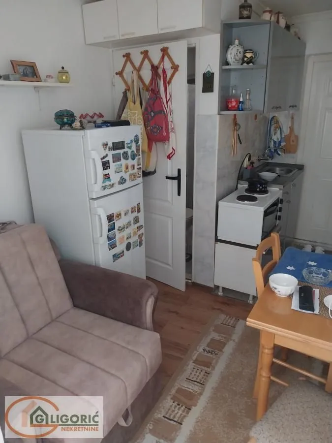 Sale, house, 80m², Cvetkova Pijaca, Zvezdara Sve Podlokacije