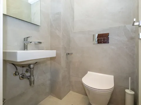 Rent, two bedroom apartment, 72m², Central Point, Podgorica - image 10