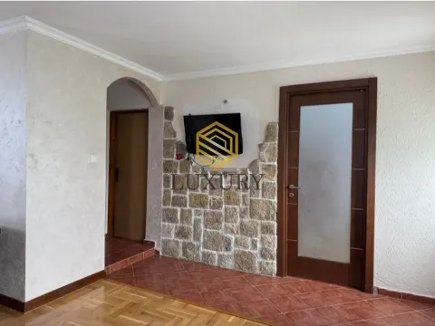 Rent, house, 60m², Donja Gorica, Podgorica - image 4