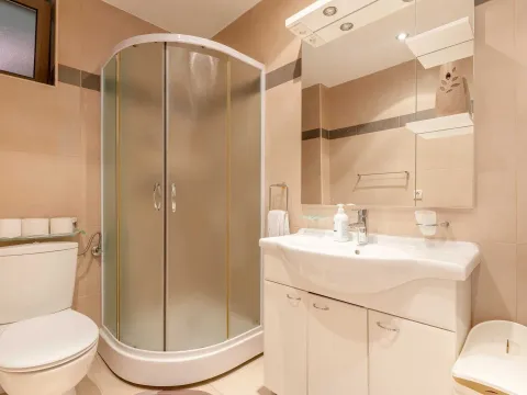 Sale, one bedroom apartment, 47m², Pržno, Budva - image 16