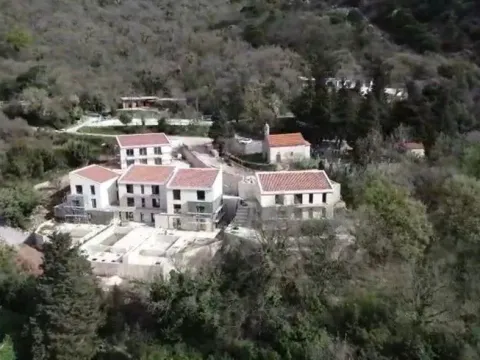 Sale, house, 283m², Centar, Budva - image 1