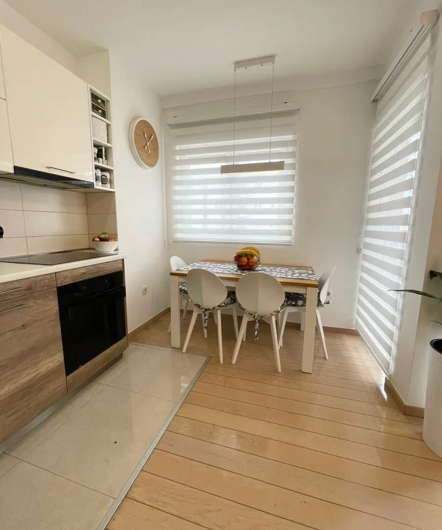 Rent, three bedroom apartment, 72m², City Kvart, Podgorica